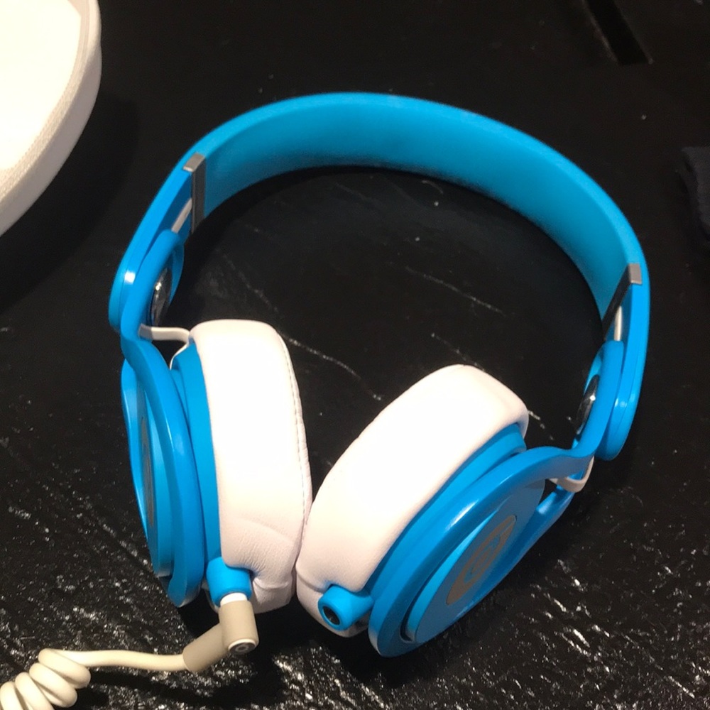 Beats mixr headphones
